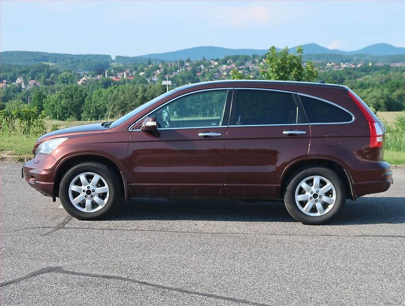 Honda CR-V (2012) 2.2 i-DTEC, 4X4, Xenony - fotka 3 z 13