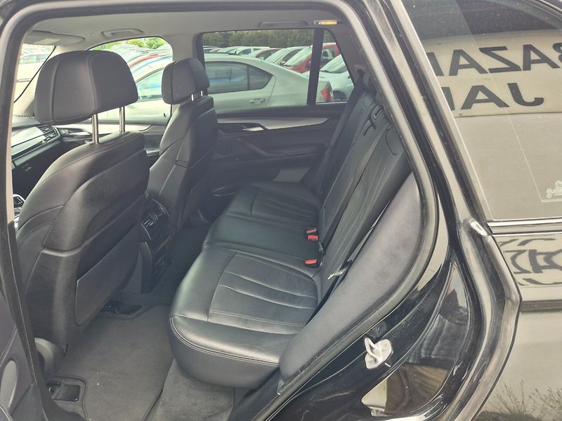 BMW X5 (2017) 2.0 TDI XDrive, Odpočet DPH - fotka 17 z 31