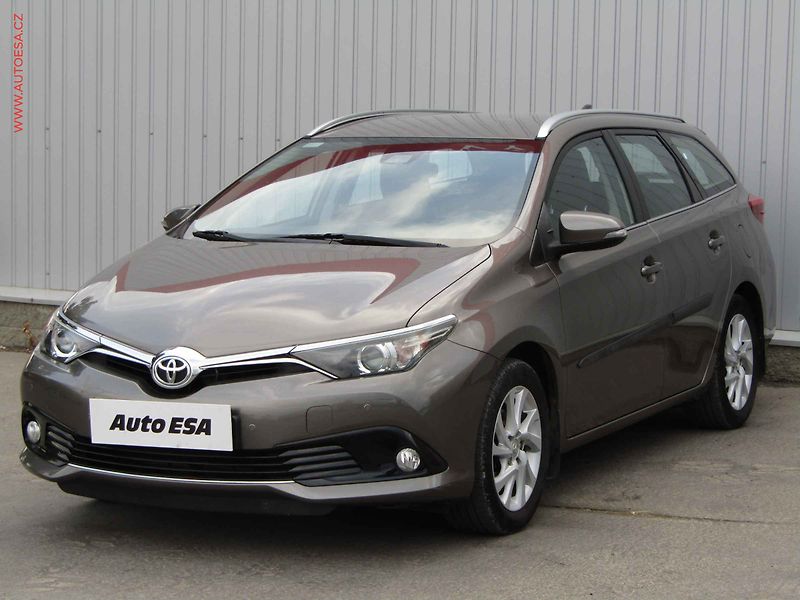 Toyota Auris (2019) 1.6VVT-i, ČR, Navi, autoAC - fotka 3 z 21