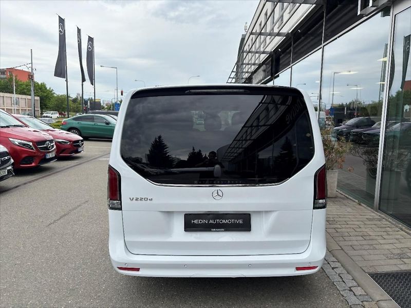 Mercedes-Benz Třídy V (2026) 2,0 220 d / Style / L - fotka 3 z 8