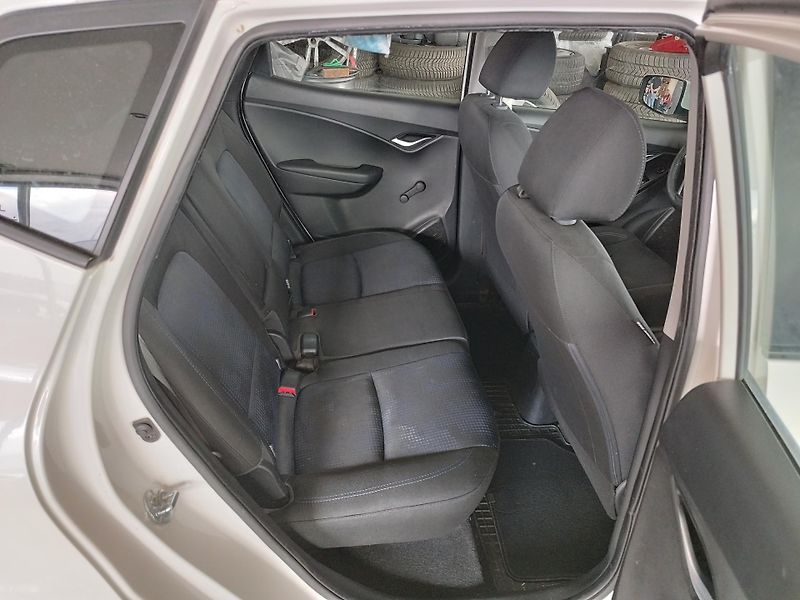 Hyundai ix20 (2012) 1,6i,91KW,AUTOMAT,ALU,TAŽ,LPG - fotka 9 z 22