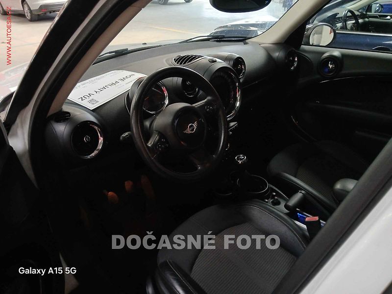 Mini Countryman (2014) 1.6i, Bixen, panor. - fotka 2 z 3