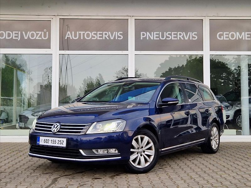 Volkswagen Passat 2,0 TDi 103kW KAMERA NAVI +ZIM - fotka 1 z 34