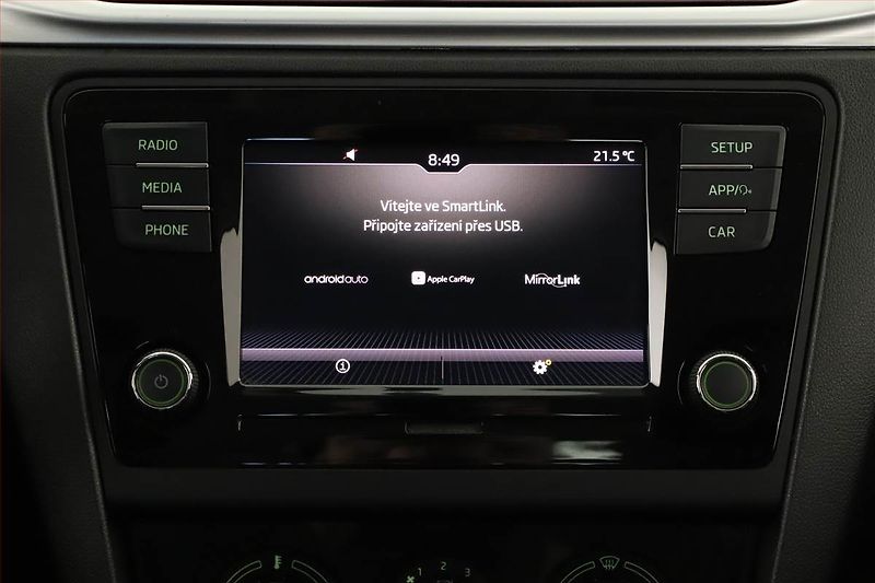 Škoda Rapid (2019) Ambition 1.0 TSI - fotka 12 z 16