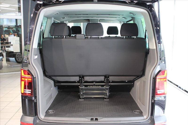 Volkswagen Caravelle T6.1 TDi 110kW 4MOTION ACC/Taž - fotka 19 z 22