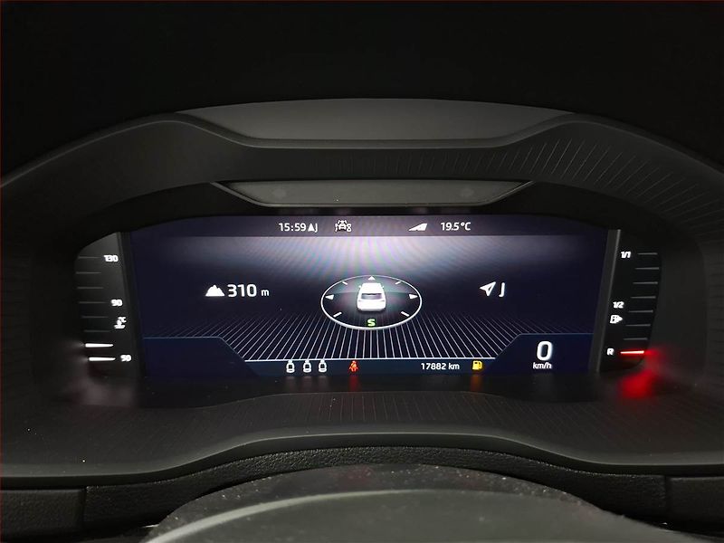 Škoda Karoq (2023) Style 1.5 TSI - fotka 11 z 20