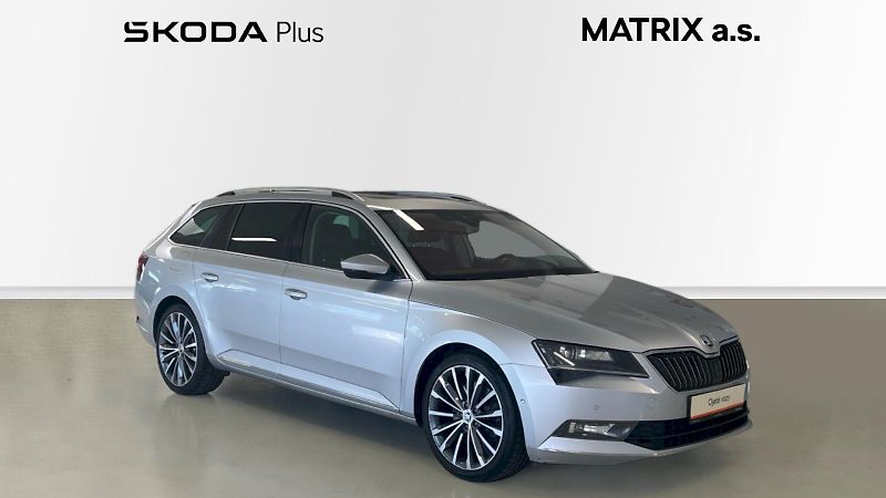 Škoda Superb (2019) kombi Laurin&Klement 2.0TDI  2 - fotka 6 z 34