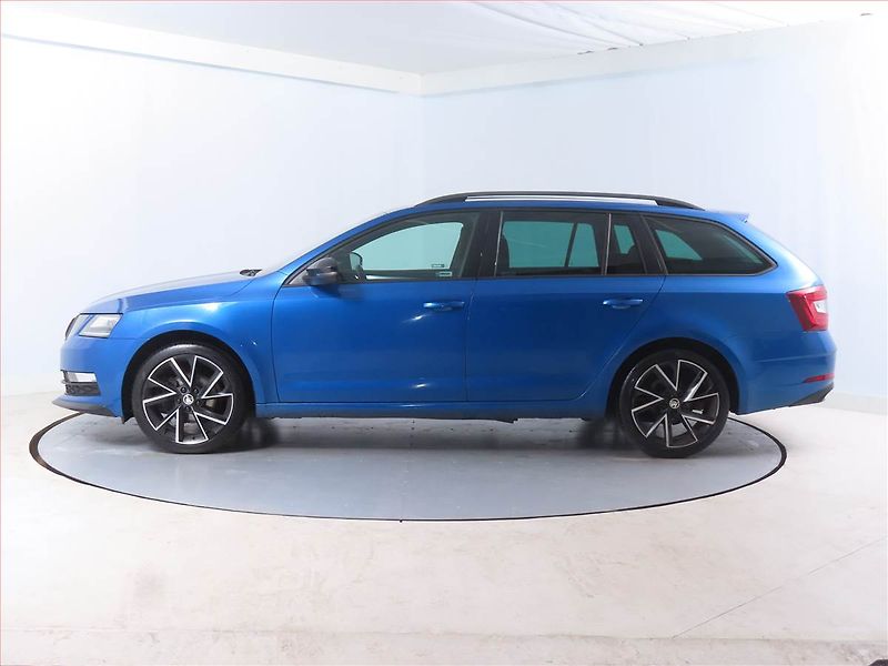 Škoda Octavia (2019) Ambition 1.5 TSI, Serv.kniha - fotka 3 z 16