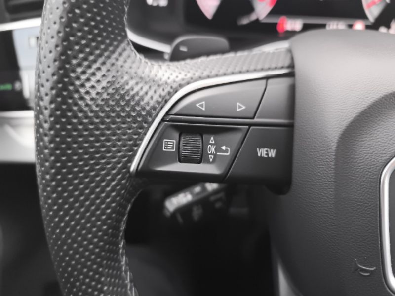 Audi Q7 3.0TDi S-Line - fotka 17 z 25