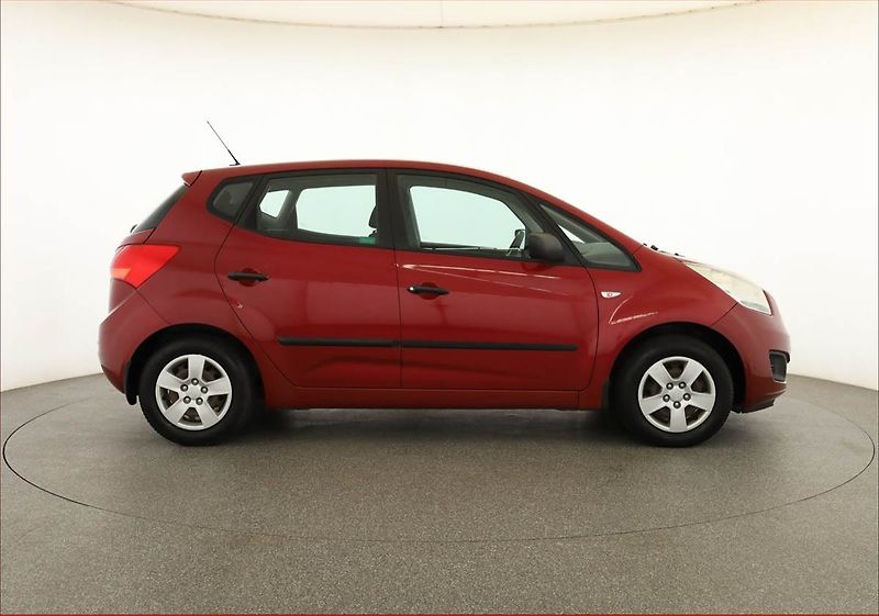 Kia Venga (2010) 1.4 CVVT, Tažné, jezdí výborně - fotka 6 z 11