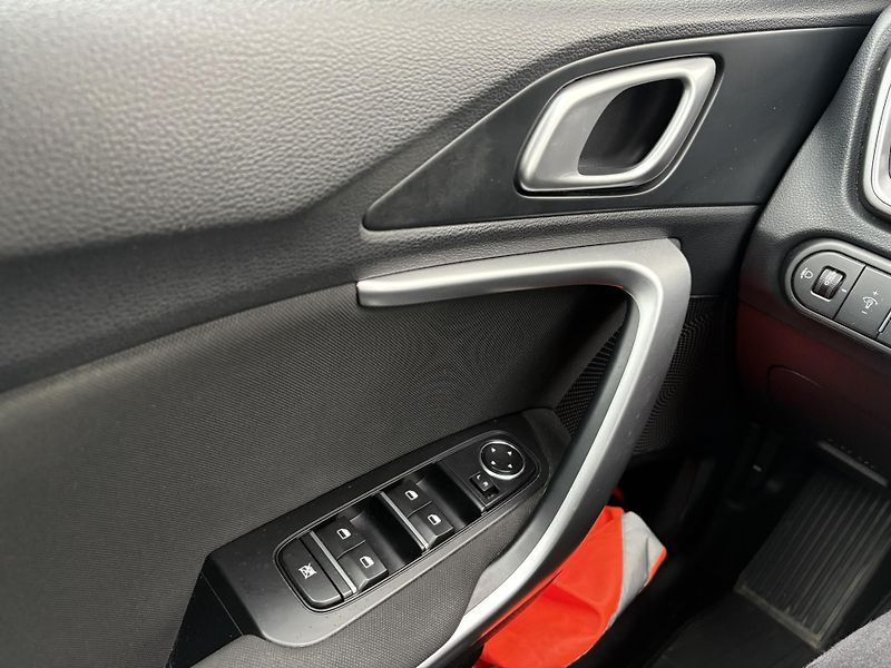 Kia Ceed 1.4 CVVT 73kW COOL - fotka 13 z 20