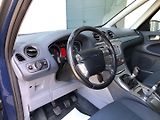 Ford Galaxy (2009) TREND 2.0 TDCi - náhled 17