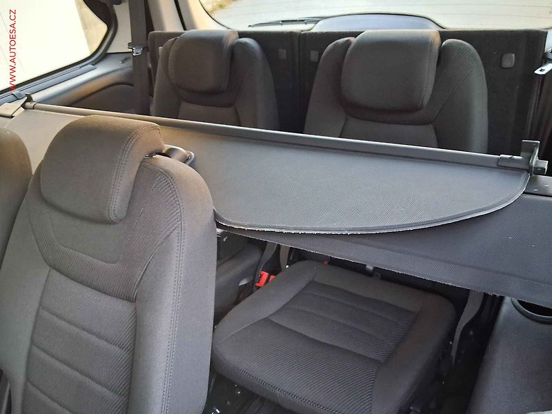 Ford Galaxy (2011) 2.2 TDCi, Titanium, TZ - fotka 11 z 17