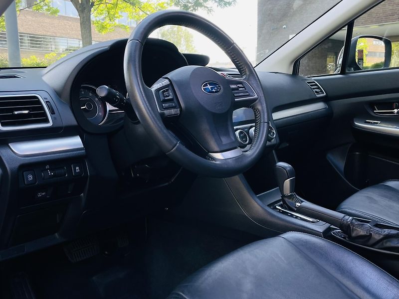 Subaru XV 2.0i 4x4 AUT 1MAJITEL SERVISKA - fotka 25 z 48