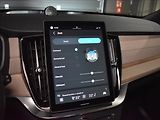 Volvo XC90 2,0 T8 AWD Ultra B&W,Ventilace - náhled 25