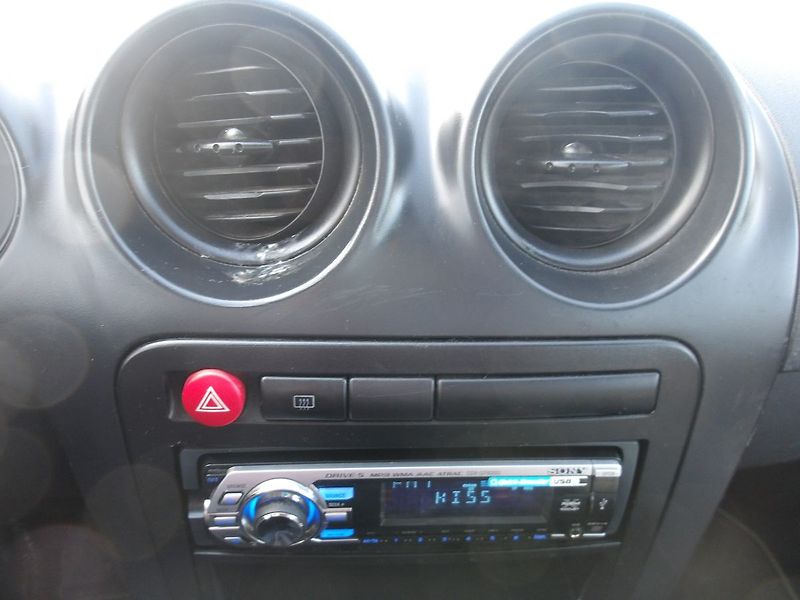 Seat Cordoba 1,2i ČR 2.MAJITEL ! - fotka 24 z 29