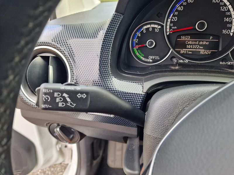 Volkswagen e-up! DRIVE 61KW 36,9kWh - fotka 16 z 18