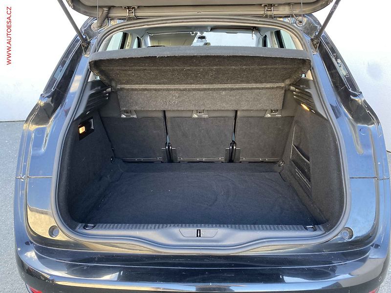 Citroën C4 Picasso (2014) 2.0 HDi, Intensive, AT, navi - fotka 7 z 19