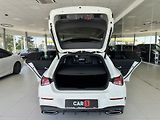Mercedes-Benz CLA 200 Aut 120kW*AMG*MAX.VÝB*360K - náhled 32