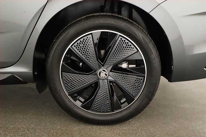 Škoda Scala (2025) Monte Carlo 1.0 TSI - fotka 20 z 20