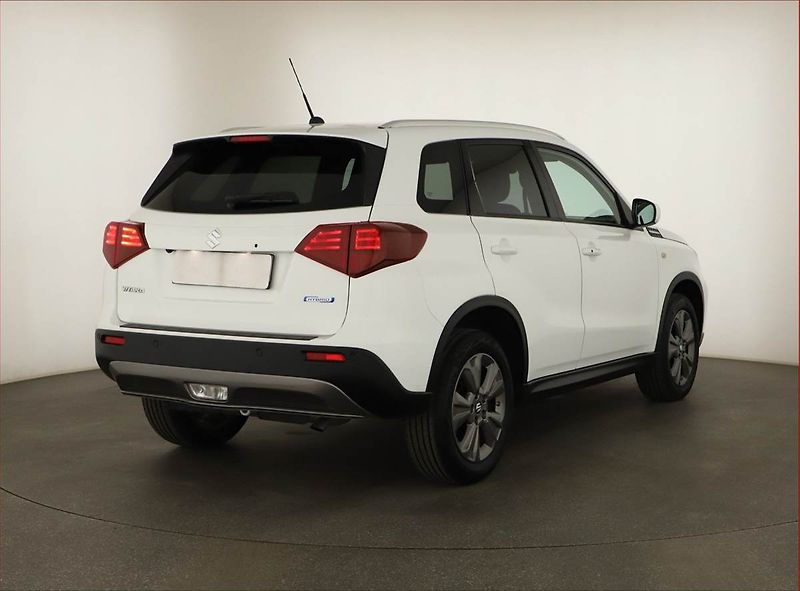 Suzuki Vitara (2025) 1.4 BoosterJet - fotka 5 z 18