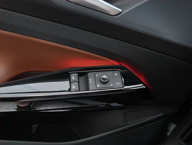 Volkswagen ID.4 (2020) Pro Perf. (82 kWh), SoH 90% - fotka 26 z 28