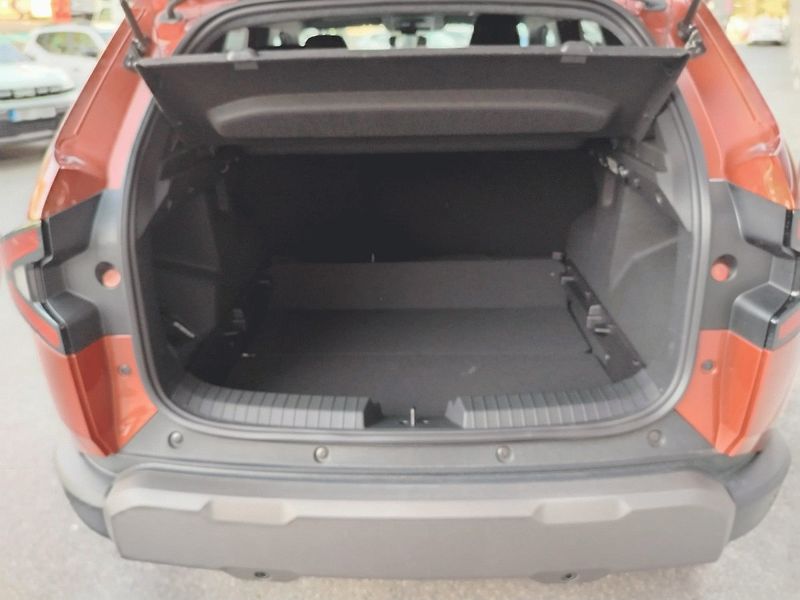 Dacia Duster (2026) Journey mild hybrid 140 - fotka 9 z 11
