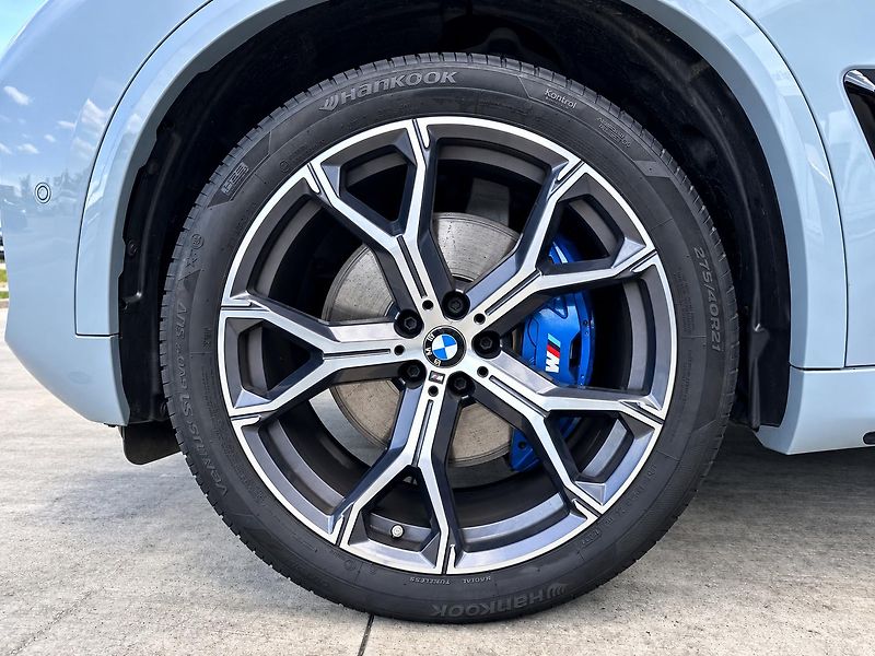BMW X5 xDrive30d M-Sport - fotka 36 z 36
