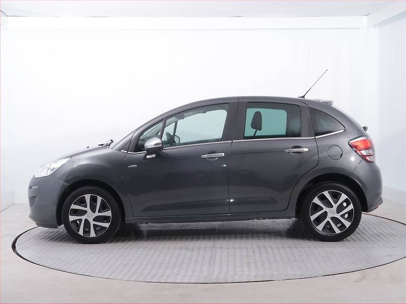 Citroën C3 (2016) Exclusive 1.2 VTi, Navi - fotka 3 z 18