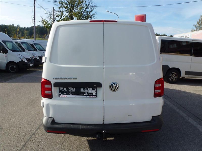Volkswagen Transporter 2,0 TDI T6 6míst Klima,TZ - fotka 11 z 43