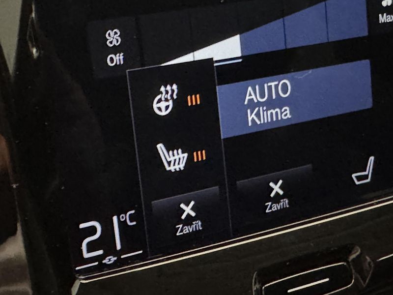 Volvo XC60 B4 AWD INSCRIPTION  - fotka 41 z 49