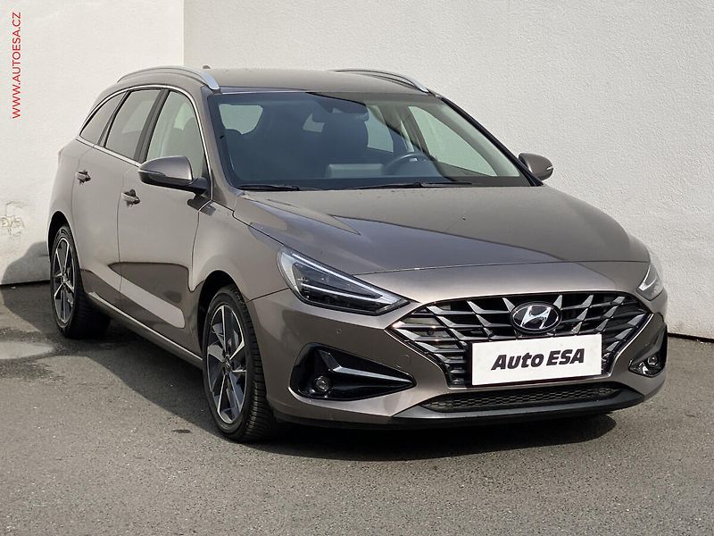 Hyundai i30 (2022) 1.5 T-GDi, Style, LED, navi - fotografie inzerátu