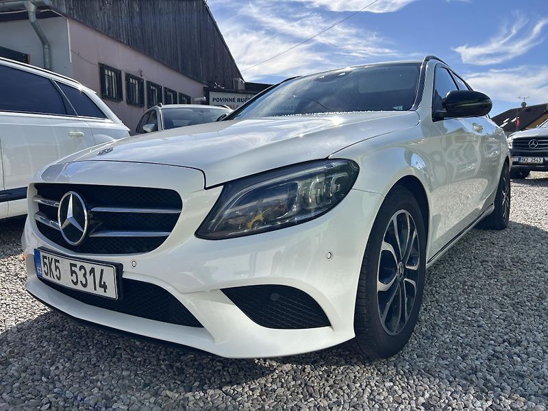 Mercedes-Benz Třídy C (2019) 220 D 143 KW 9G MULTIBEAM TOP - fotka 4 z 36