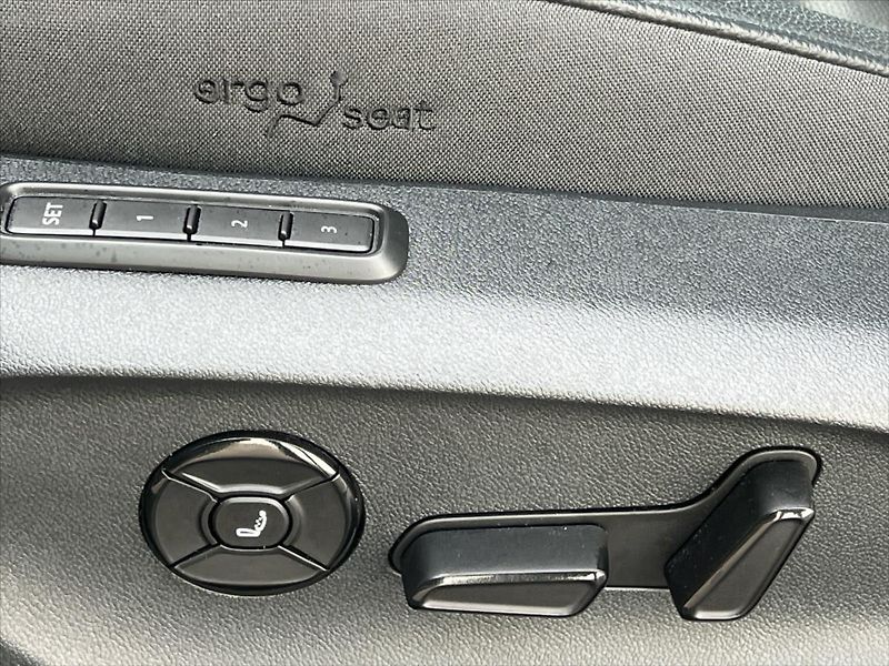 Škoda Superb 2,0 TDi 110 kW 7DSG L&K  IV. - fotka 21 z 32