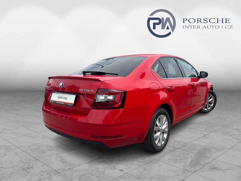 Škoda Octavia Style Plus 1.6 TDI 85kW - fotka 2 z 23