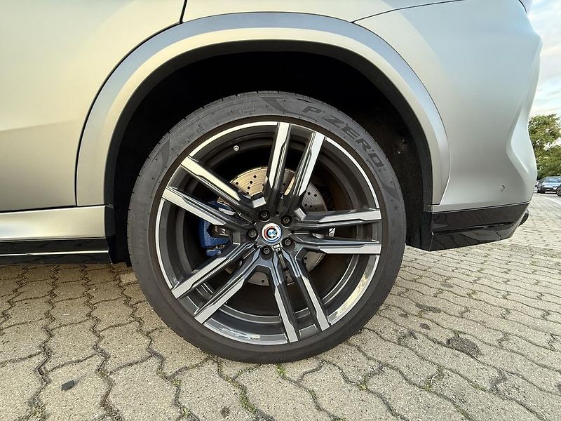 BMW X6 (2023) BMW X6M laser, H&K,  - fotka 17 z 41