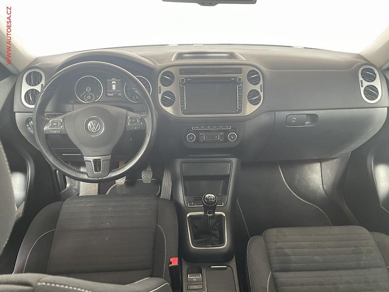 Volkswagen Tiguan (2014) 1.4 TSi 4X4, CUP, park.čidla - fotka 8 z 15