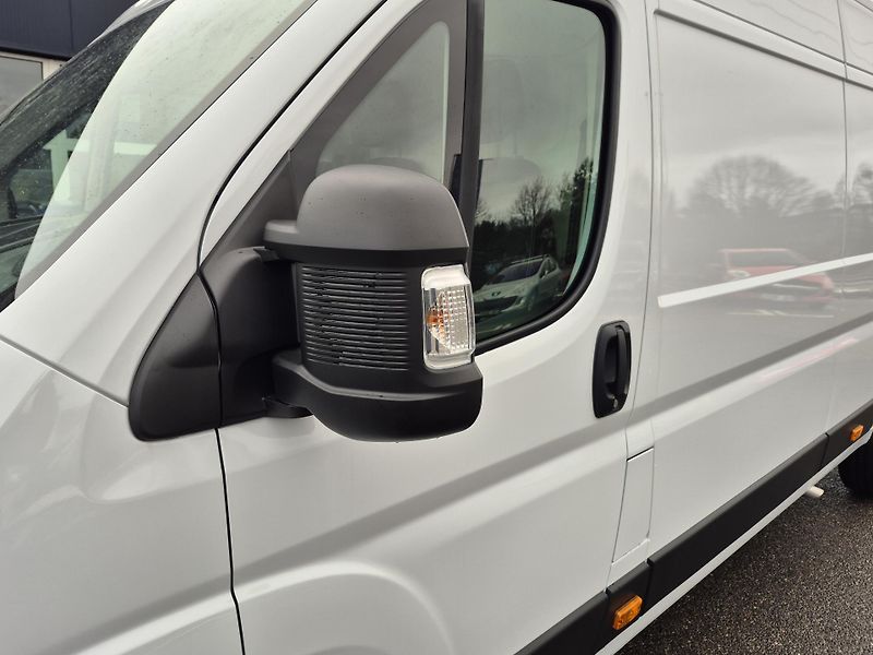 Peugeot Boxer (2026) 4350 L4H2 BlueHDi 180k S&S MAN - fotka 11 z 20