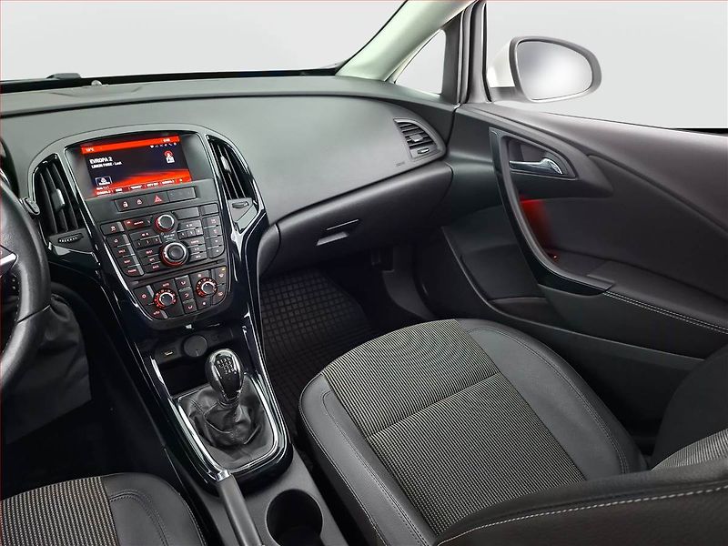 Opel Astra (2016) 1.6 CDTI, ČR,1.maj, Navi - fotka 8 z 17