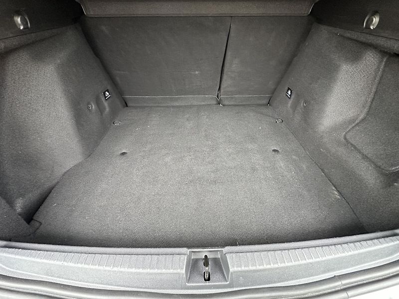 Dacia Duster (2021) 1.0/74kW+LPG*4x2* 1.Maj.*NAVI  - fotka 32 z 41
