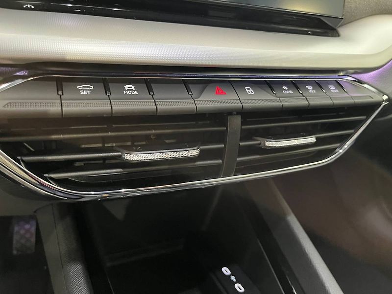 Škoda Octavia Combi Style 2,0TDI 110kW DSG/P - fotka 18 z 28