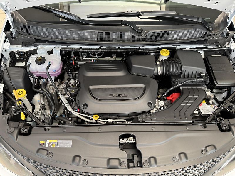 Chrysler Pacifica Grand Caravan SXT - fotka 57 z 57