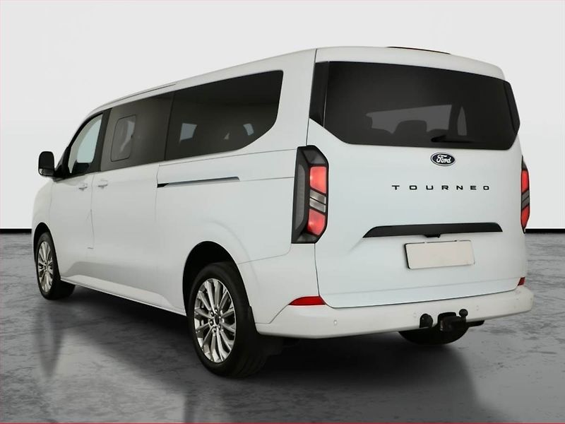 Ford Tourneo Custom (2024) 2.0 EcoBlue - fotka 4 z 21