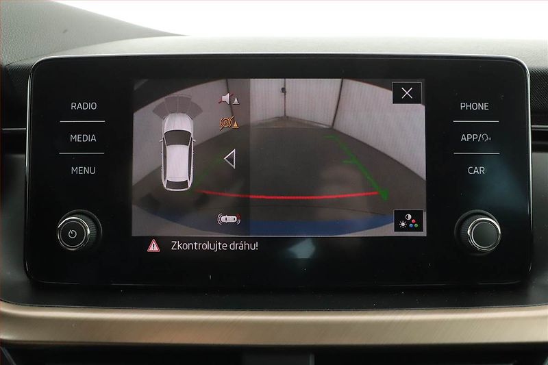 Škoda Scala (2019) 1.5 TSI, ČR - fotka 14 z 21