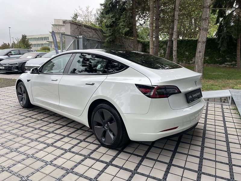 Tesla Model 3 Standart Range Plus LFP - fotka 5 z 40