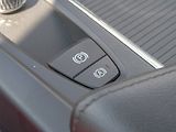 Volvo XC60 (2019) 2.0D 140KW mat – NAVI - náhled 28
