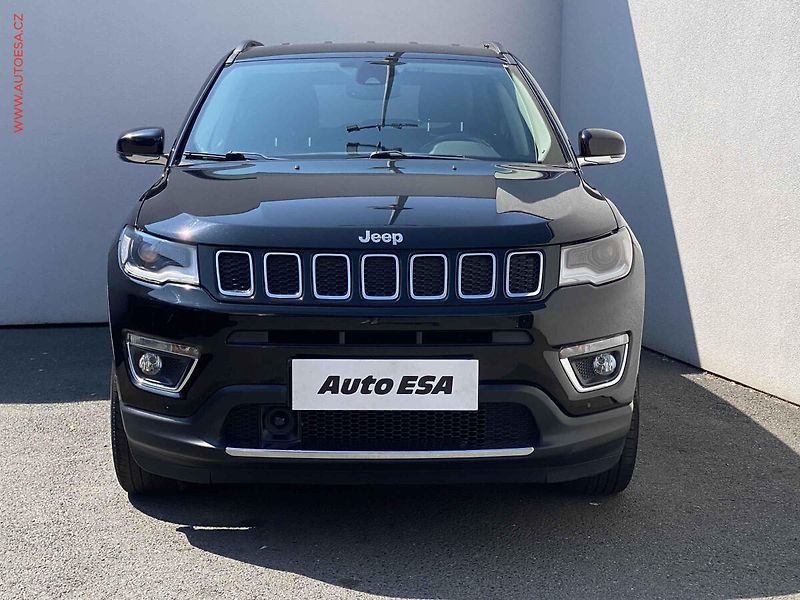 Jeep Compass (2020) 1.4T 4X4, Limited, AT, +ALU - fotka 2 z 22