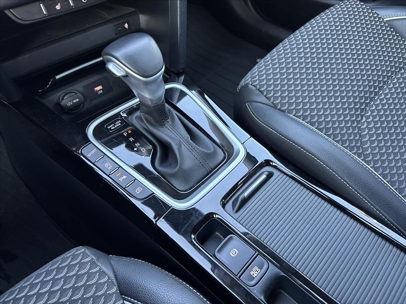 Kia Ceed 1,5 TGDi AT TOP ZÁRUKA TAŽNÉ - fotka 31 z 51