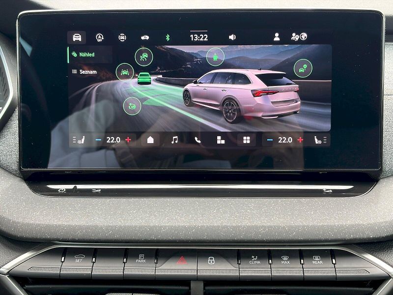 Škoda Octavia (2025) Combi 1.5 TSI / 110kW / TOP SE - fotka 26 z 35