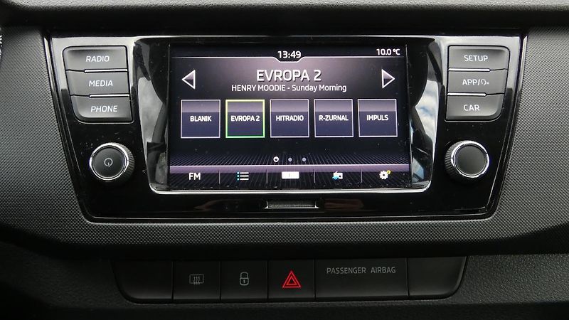 Škoda Fabia Combi 1,0 TSI Ambition Tour - fotka 14 z 22